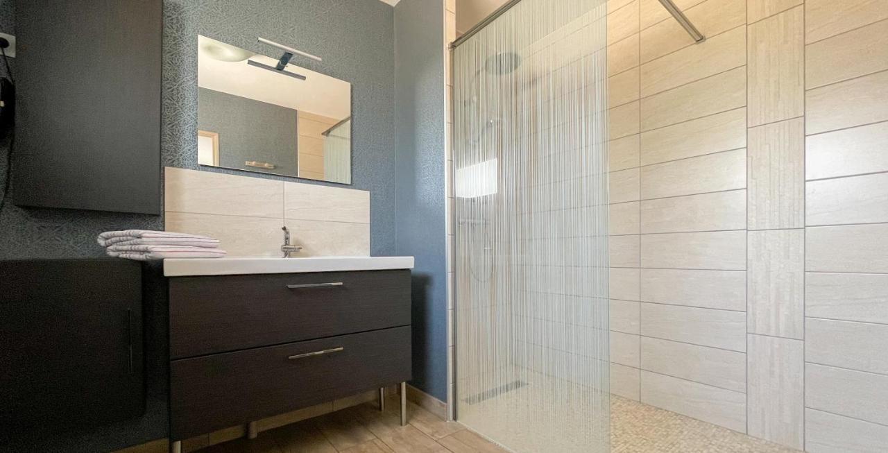 Gite Du Vieux Saule 1 Gite Avec Spa Privatif Pour 2 Personnes 1 Suite Familiale Sans Spa Vieil-Hesdin Exterior photo
